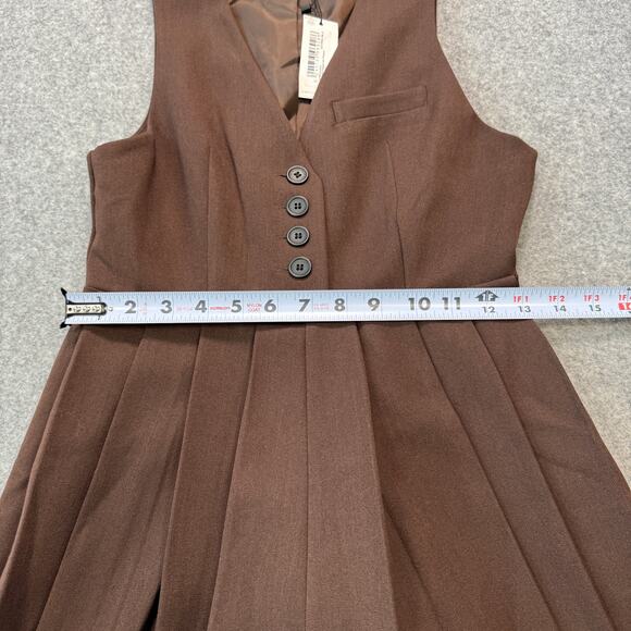 Women's Nasty Gal Brown Button Front and Pleated Romper Size 4 NEW - Picture 4 of 9
